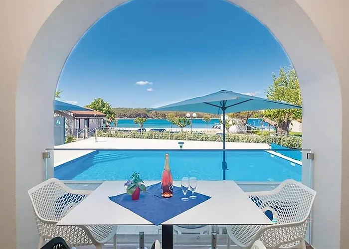 1 Bedroom Gorgeous In